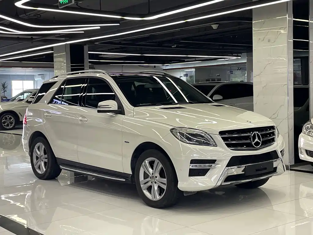 Mercedes-Benz M-Class 2012 — фото 3