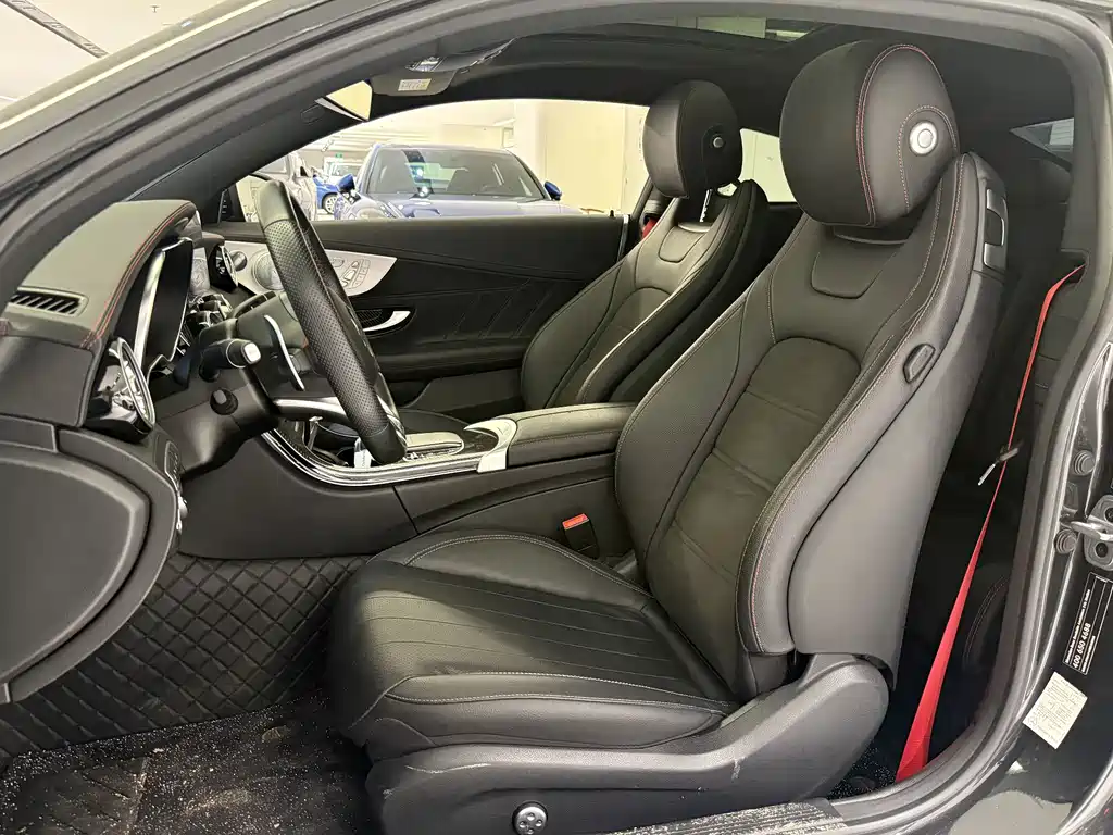 Mercedes-Benz C-Class AMG 2022 — фото 3