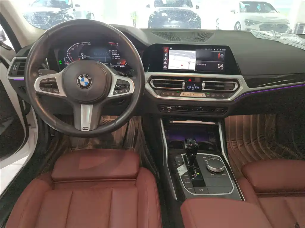 BMW 3 Series 2022 — фото 10