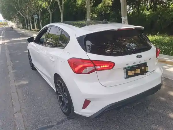 Ford Focus 2021
