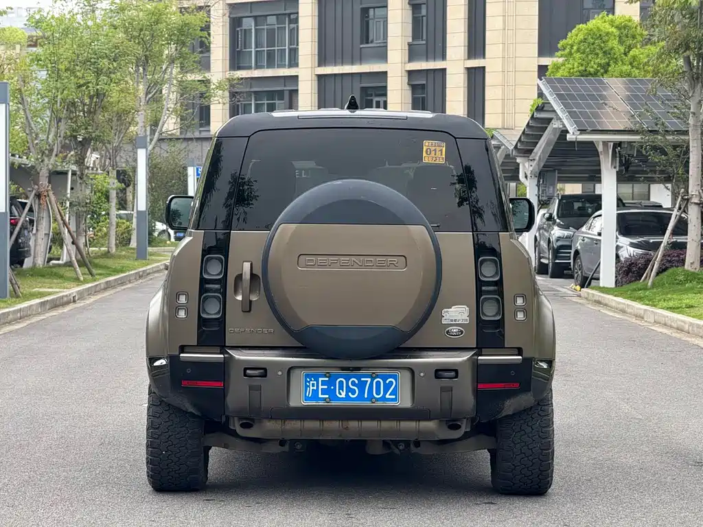 Land Rover Defender 2021 — фото 5