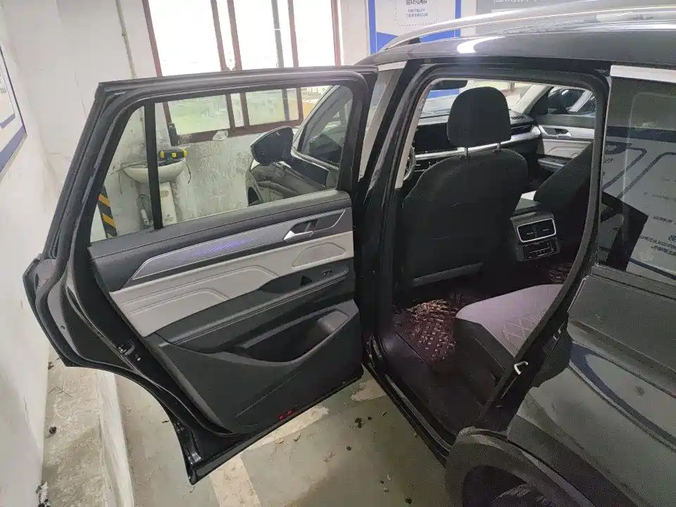 Volkswagen Tavendor 2023