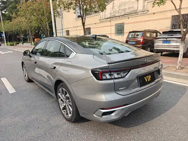 Ford Mondeo 2022