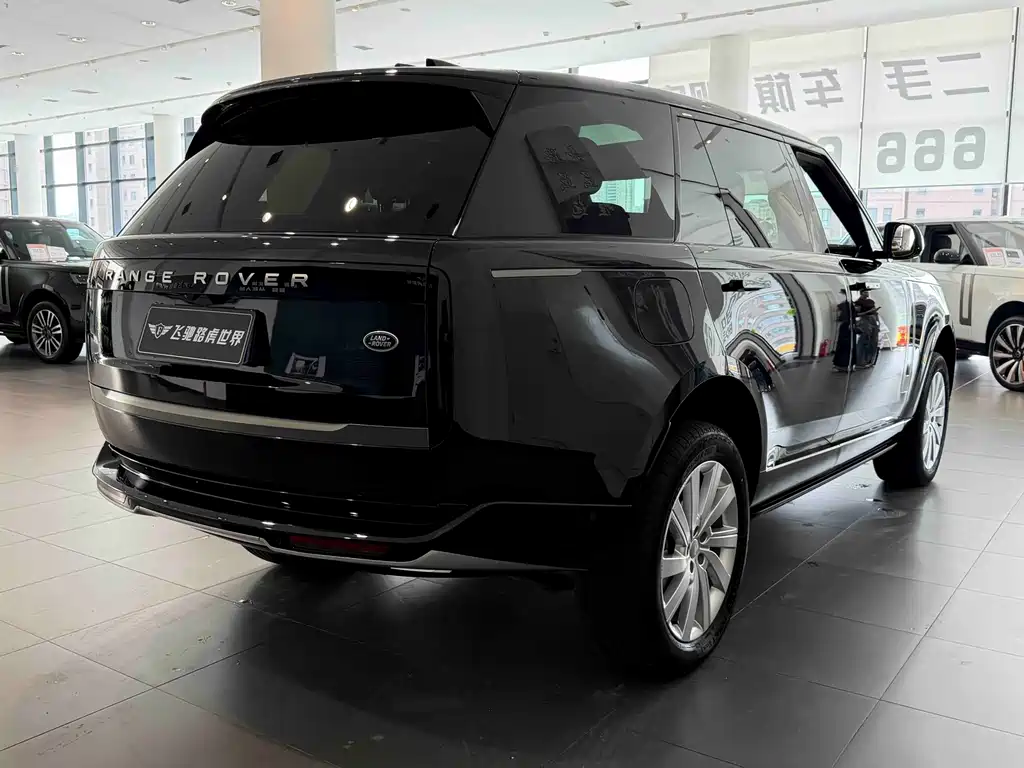 Land Rover Range Rover 2025 — фото 23