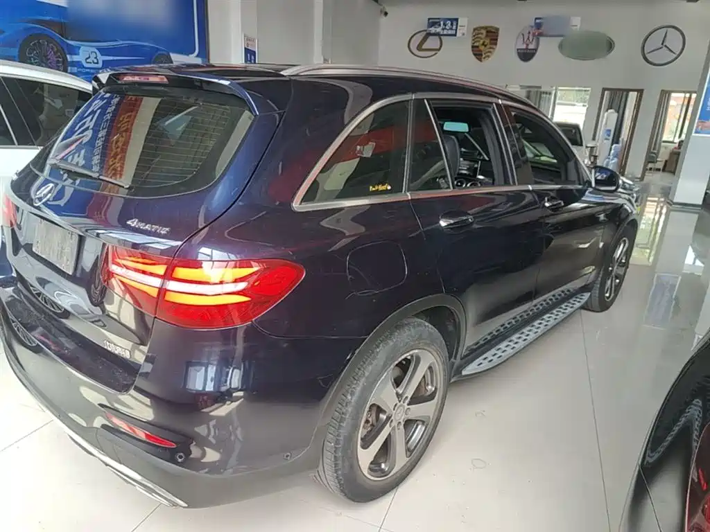 Mercedes-Benz GLC 2017 — фото 7