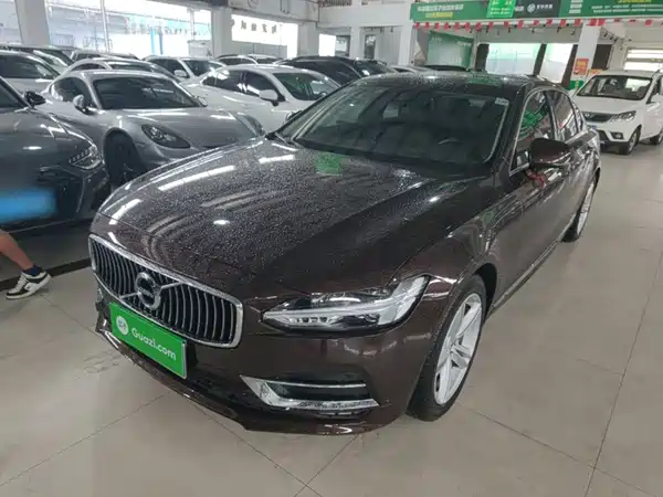 Volvo S90 2019