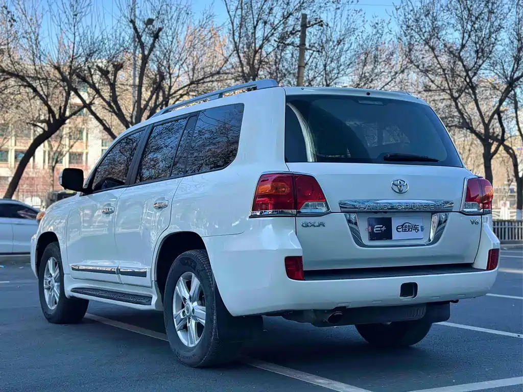 Toyota Land Cruiser 2014 — фото 13