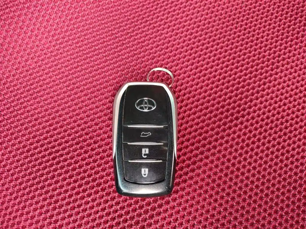 Toyota Prado 2015 — фото 17