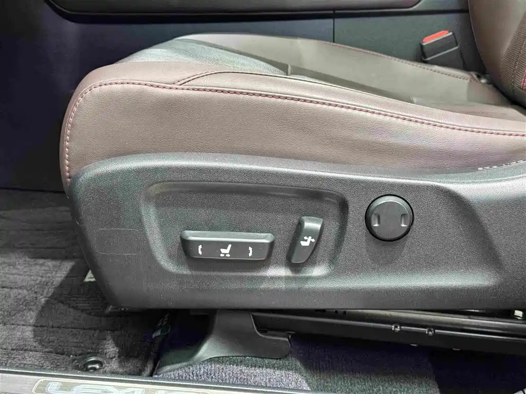 Lexus RX 2022 — фото 10