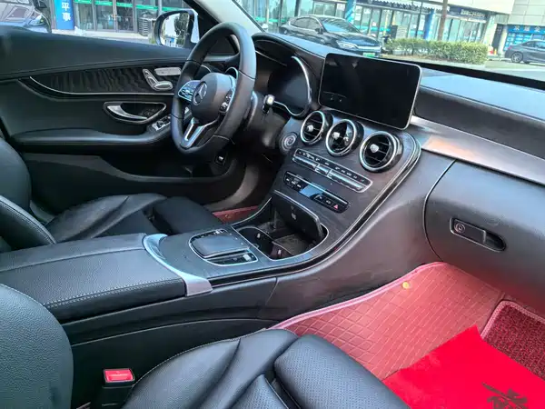 Mercedes-Benz C-Class 2019