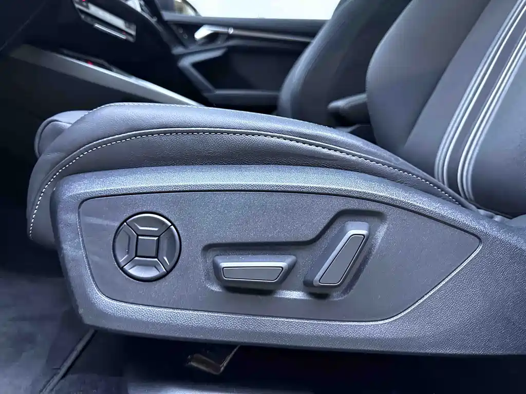 Audi A3 2022 — фото 16