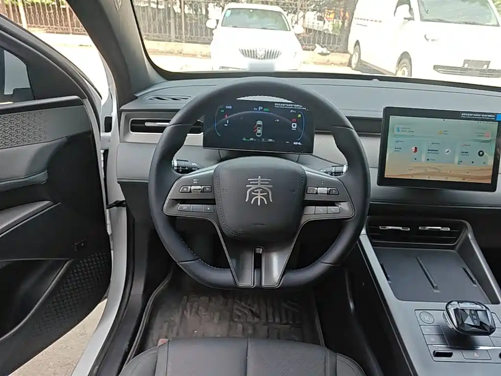 BYD Qin PLUS 2025 — фото 11