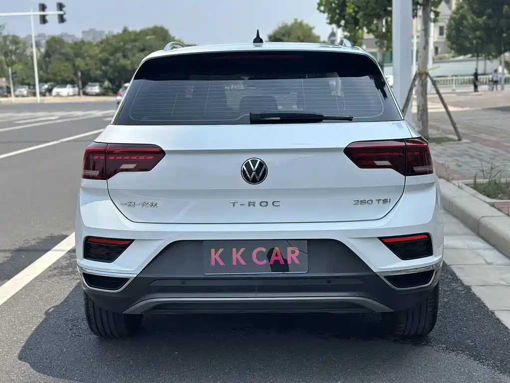 Volkswagen T-Roc 2023 — фото 15