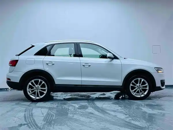 Audi Q3 2015