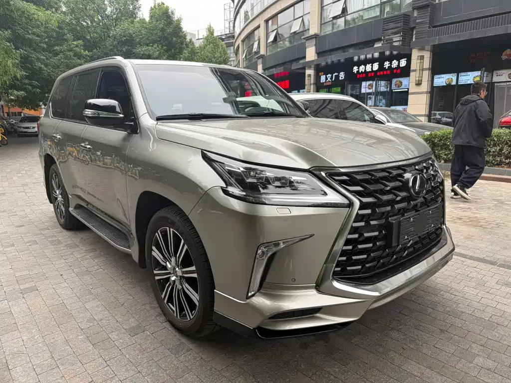 Lexus LX 2024 — фото 3