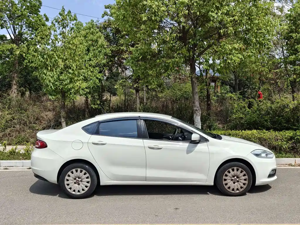 Fiat Viaggio 2015