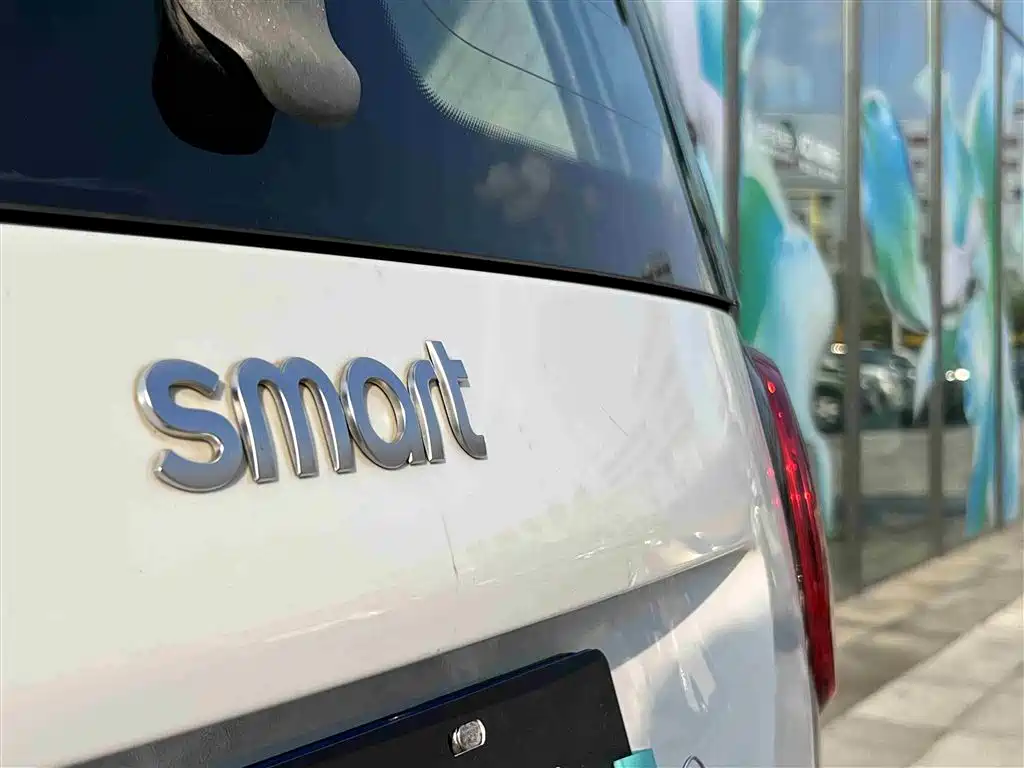 smart Fortwo 2017 — фото 12