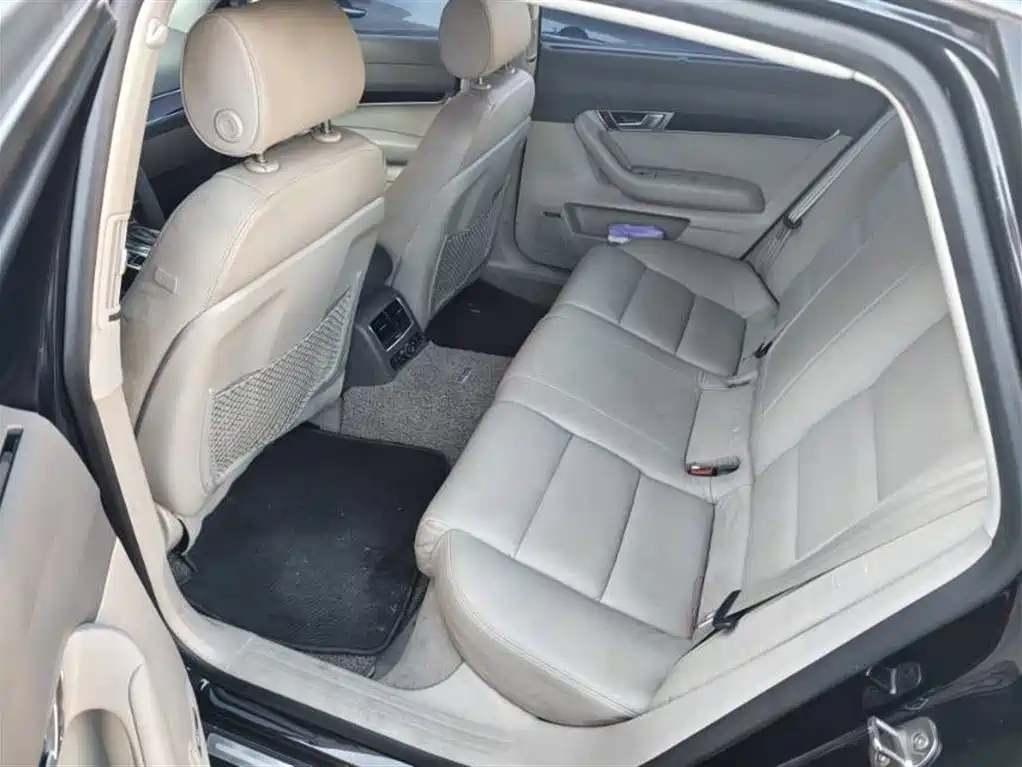 Audi A6L 2011