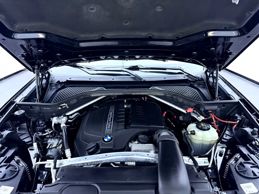 BMW X6 2018 — фото 11
