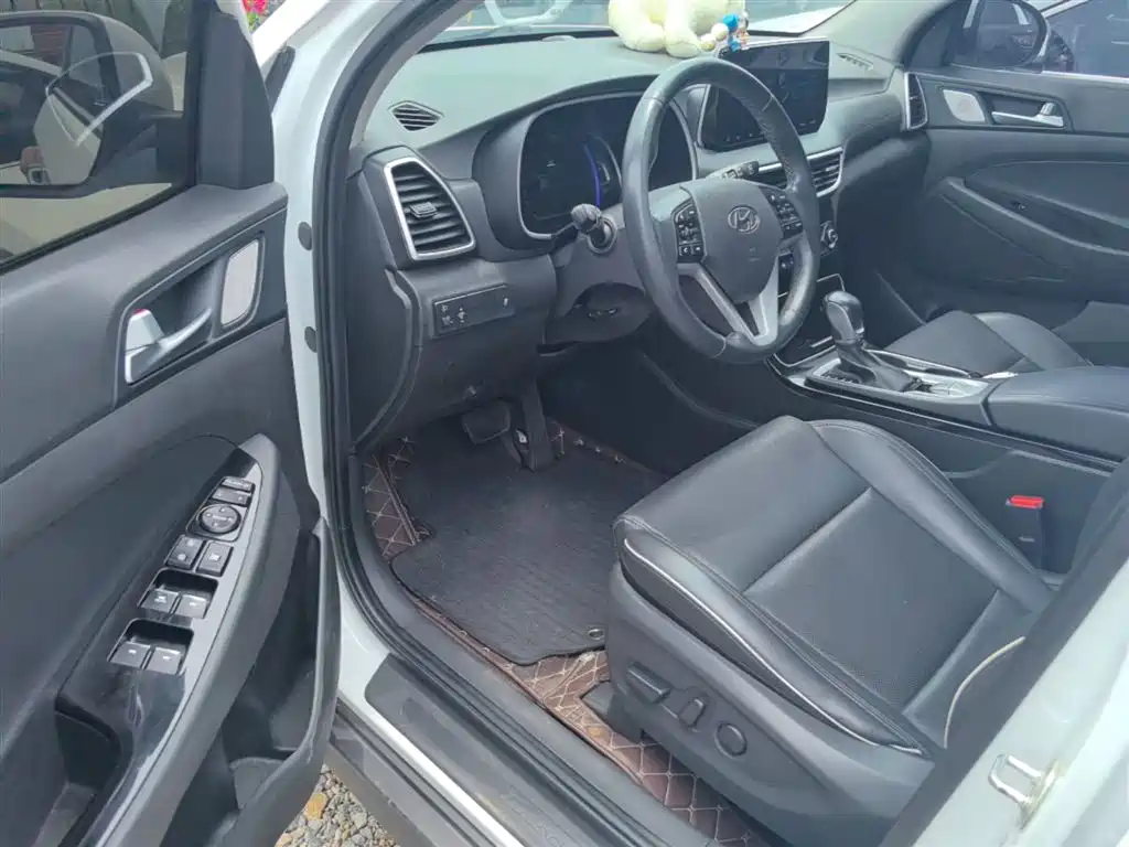 Hyundai Tucson 2020 — фото 16