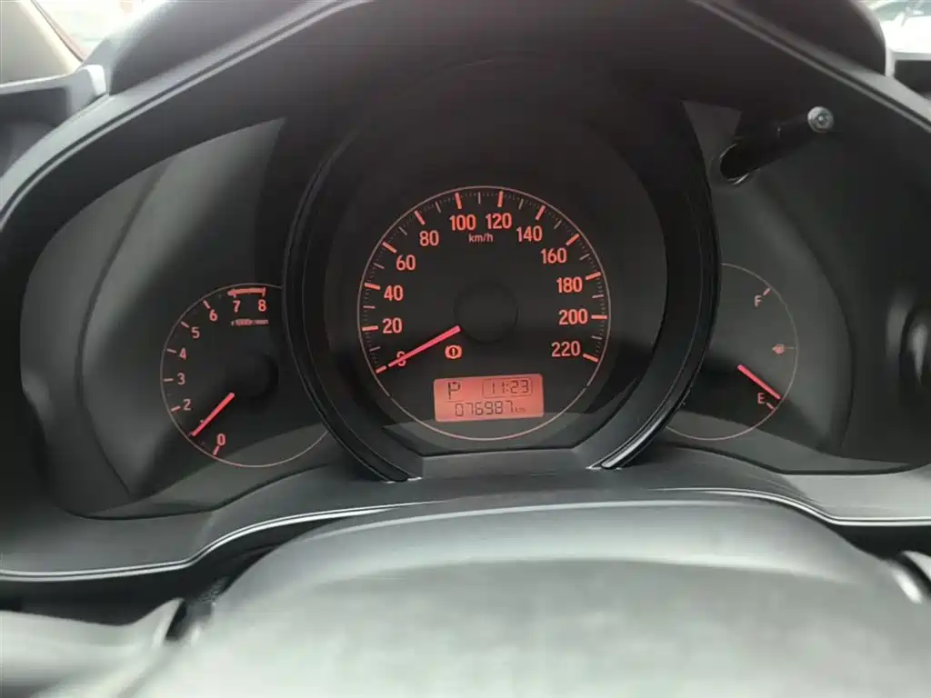 Honda Fit 2015 — фото 12