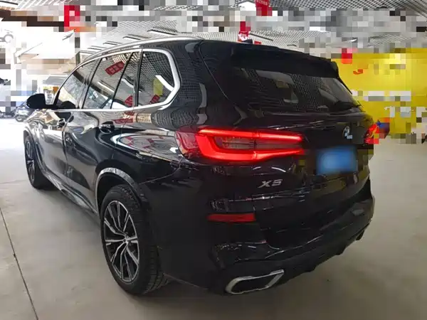 BMW X5 2022