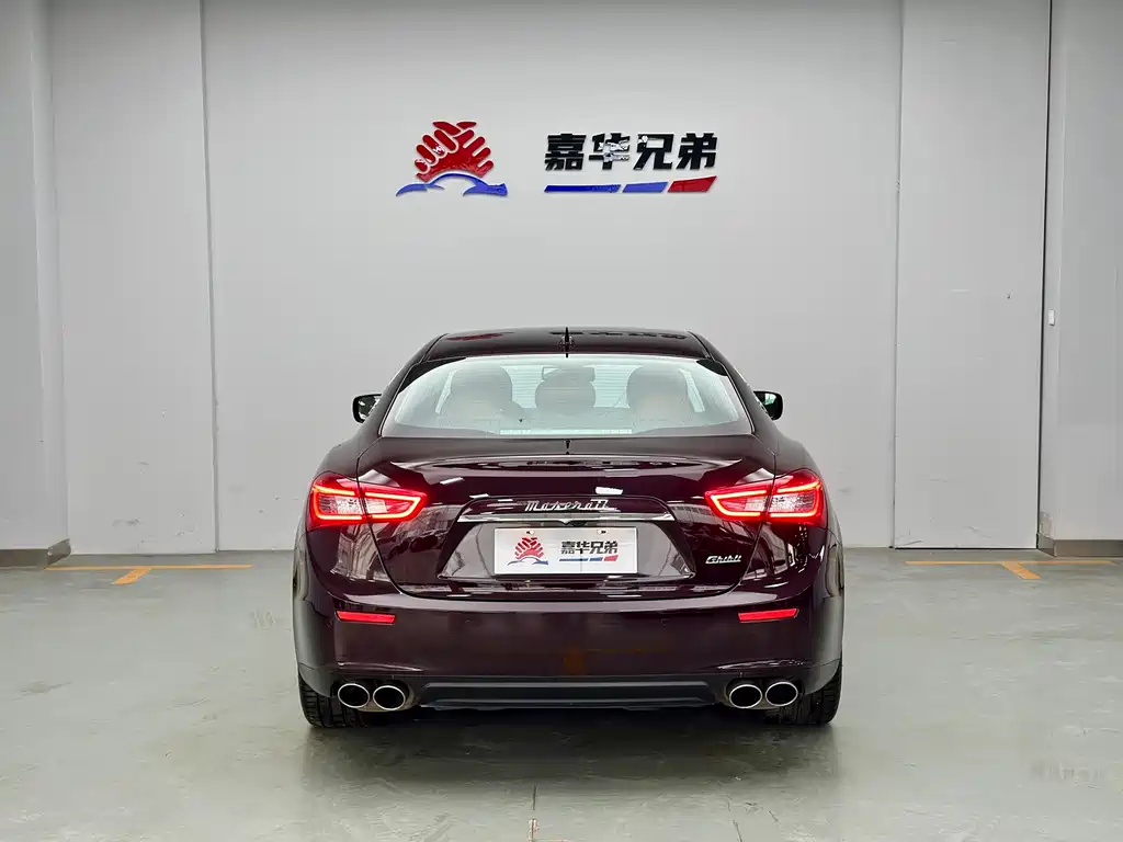 Maserati Ghibli 2015 — фото 12