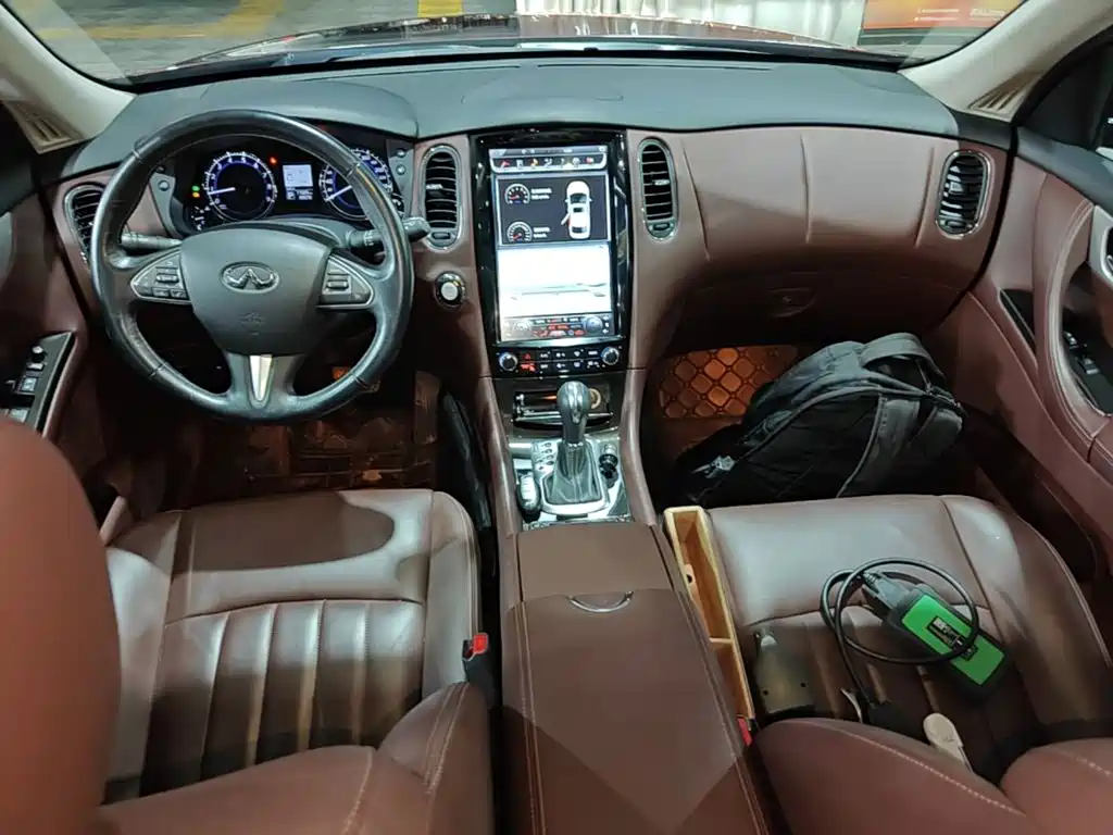 Infiniti QX50 2017 — фото 10