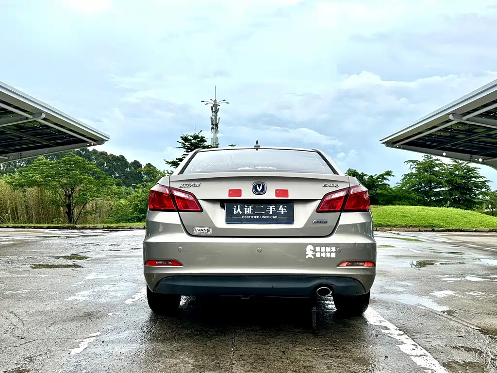Changan Eado 2016 — фото 7