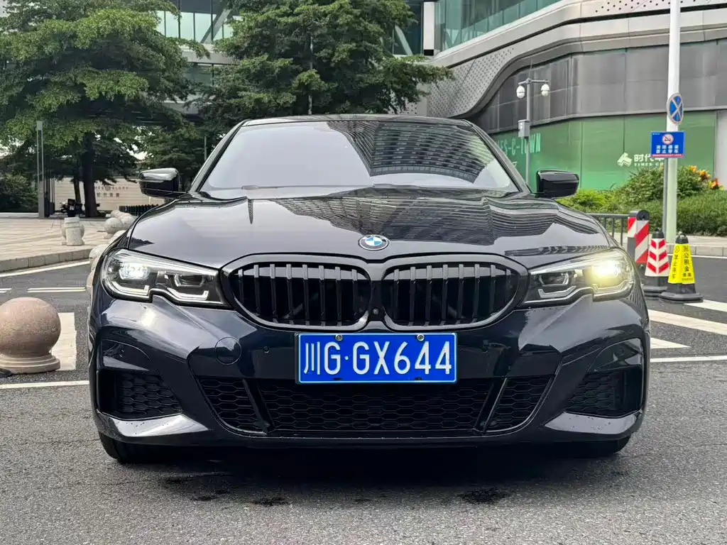 BMW 3 Series 2020