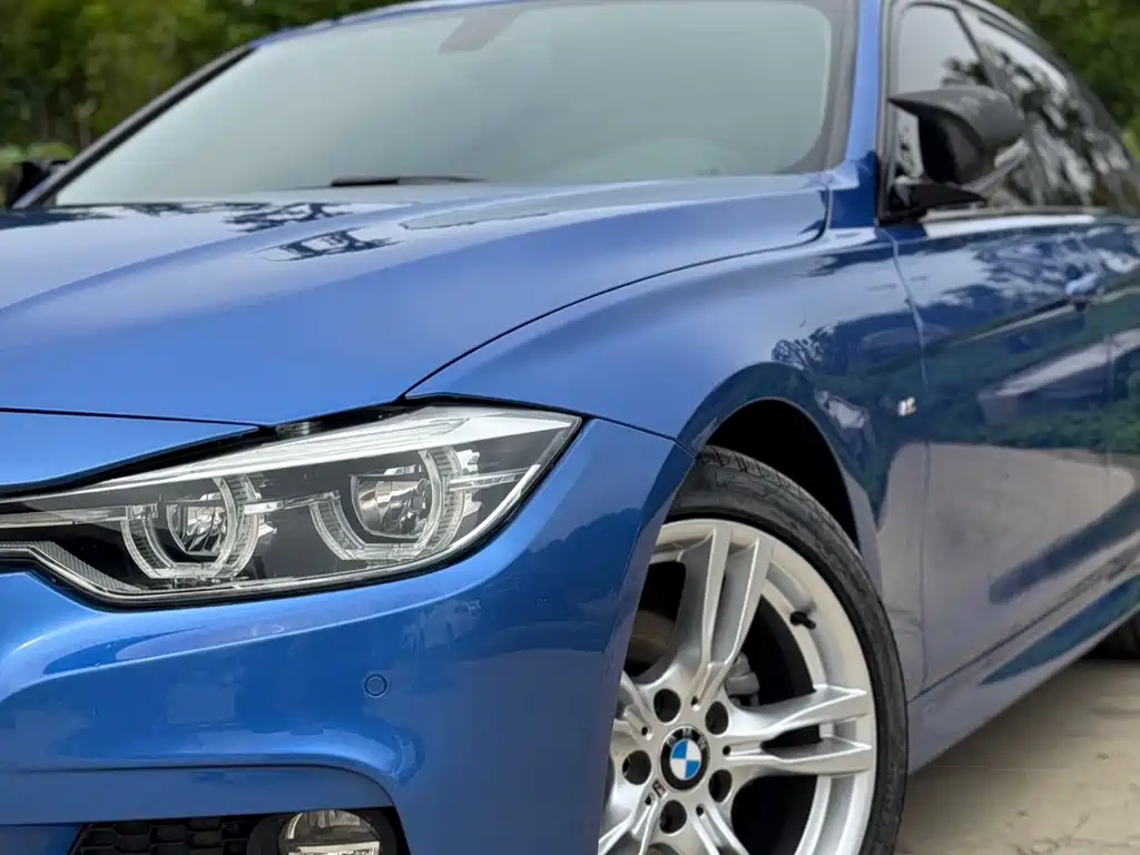 BMW 3 Series 2017 — фото 10