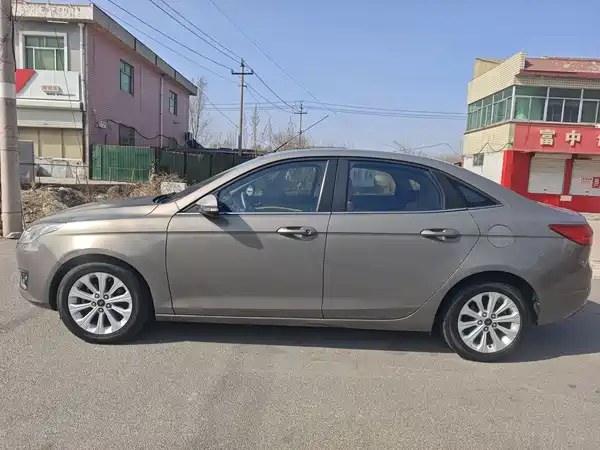 Ford Escort 2015