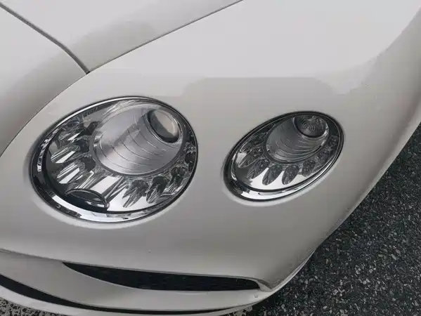 Bentley Continental 2015