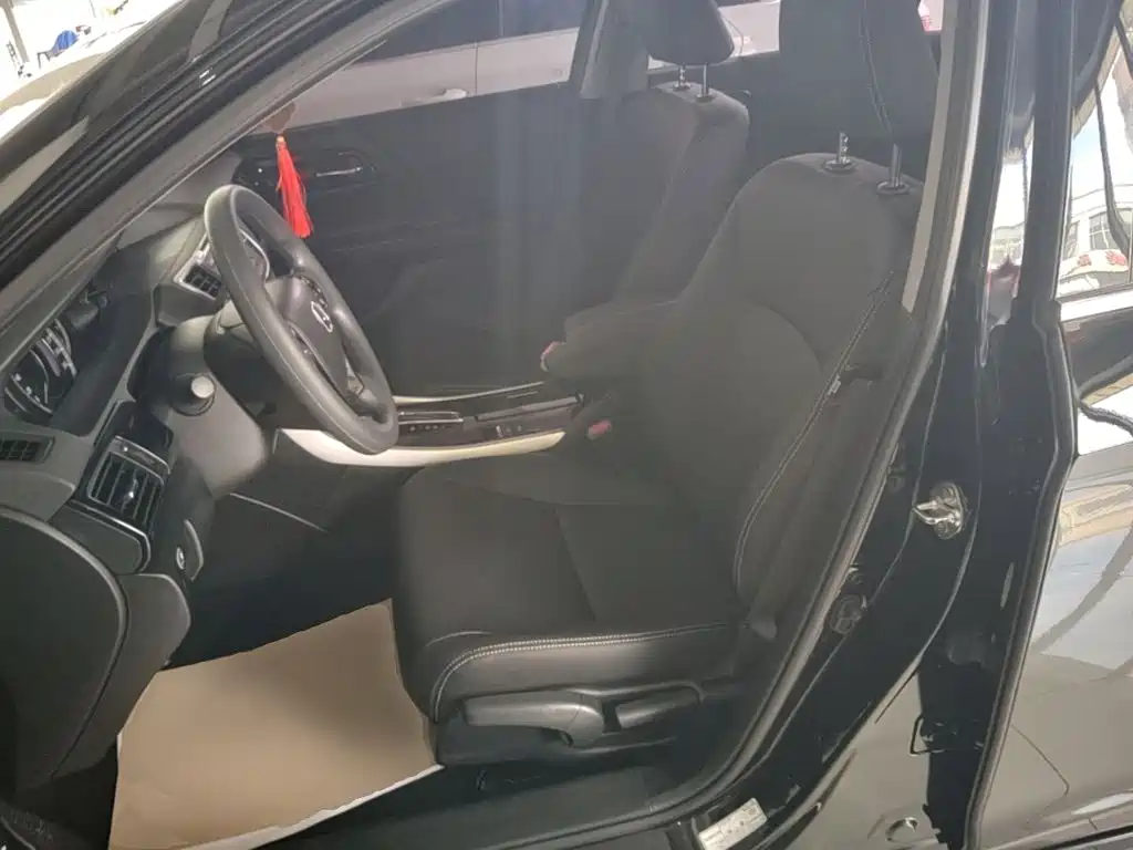 Honda Accord 2018 — фото 15