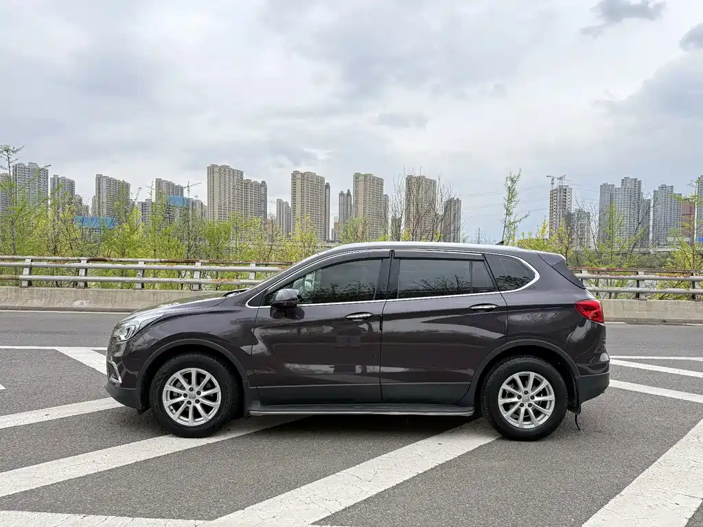 Buick Envision Plus 2016 — фото 11