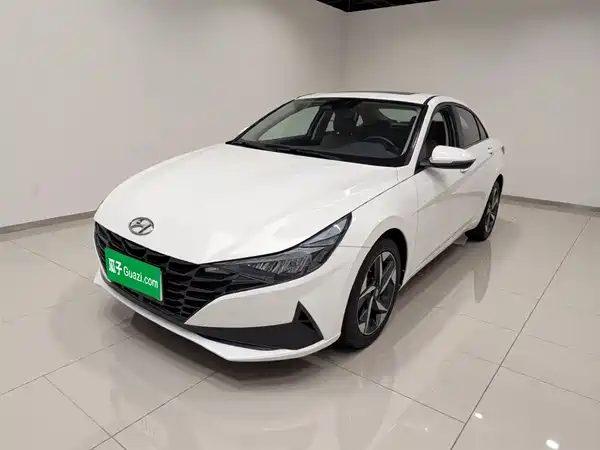 Hyundai Elantra 2021