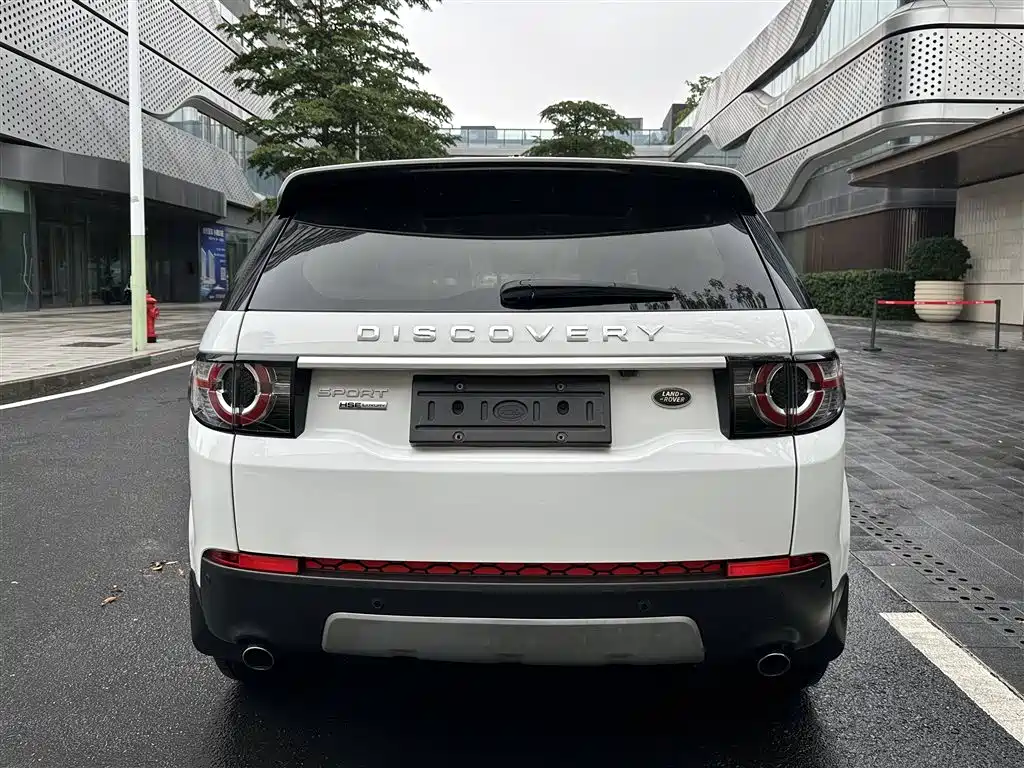 Land Rover Discovery Sport 2017 — фото 8