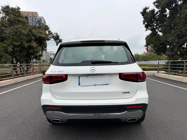 Mercedes-Benz GLB 2021