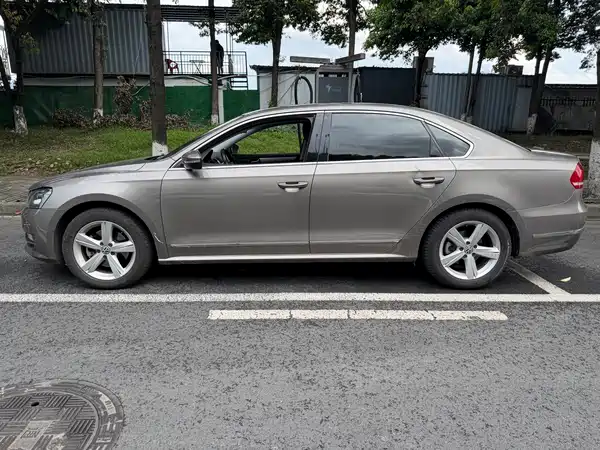 Volkswagen Passat 2014
