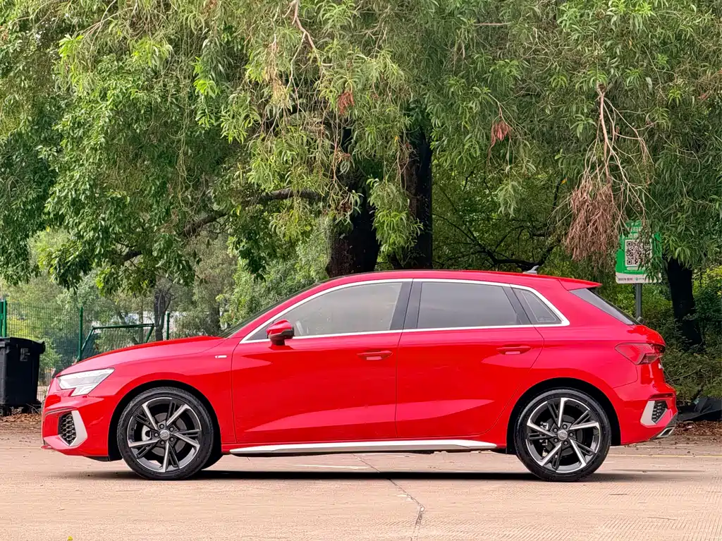 Audi A3 2021 — фото 17