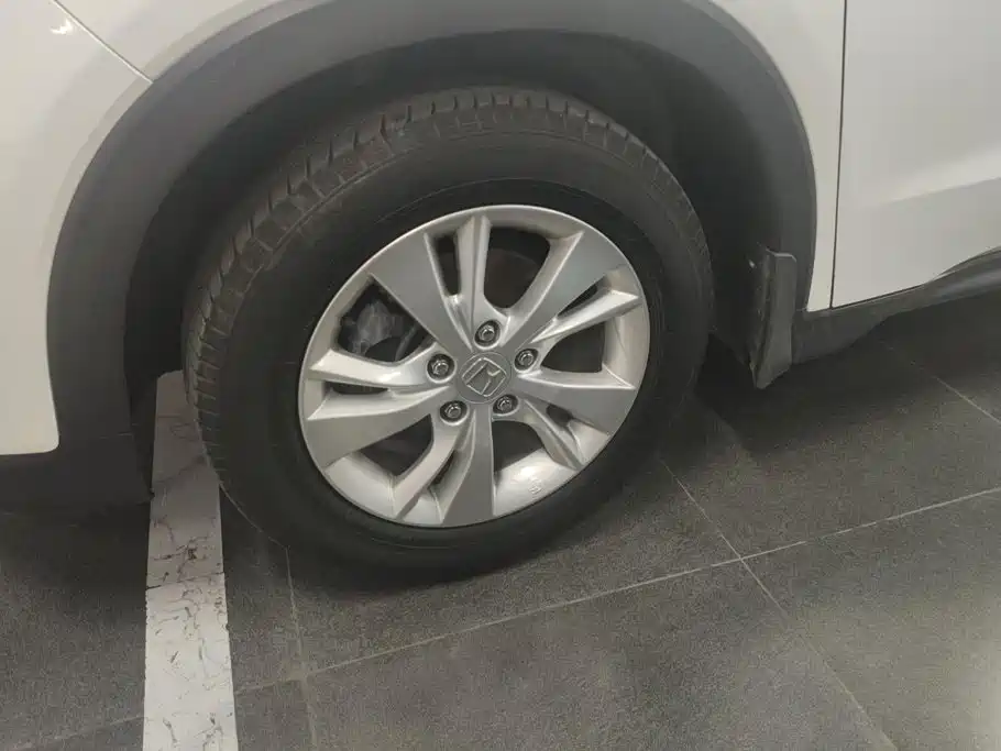 Honda Vezel 2015