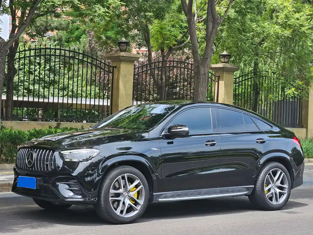 Mercedes-Benz GLE Coupe AMG 2024 — фото 1