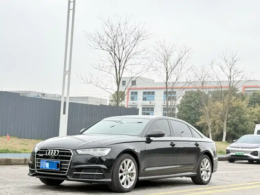Audi A6L 2016 — фото 1