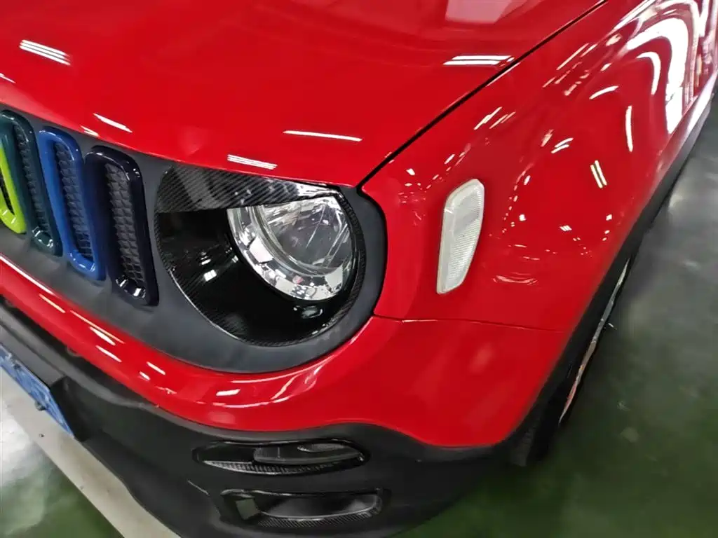 Jeep Renegade 2018 — фото 18