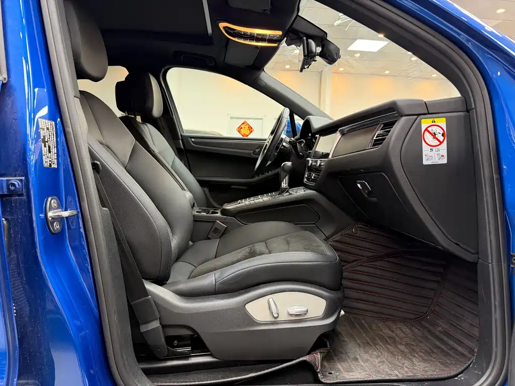 Porsche Macan 2019 — фото 16