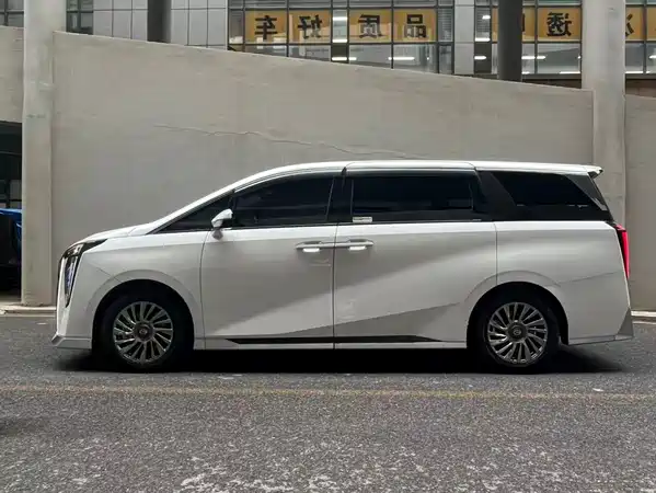GAC Trumpchi M8 2024