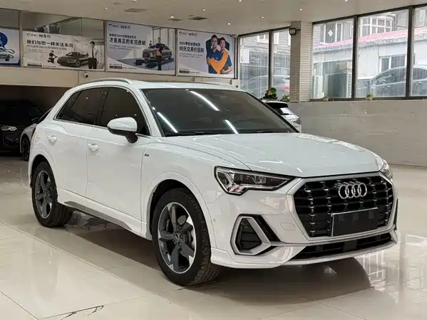 Audi Q3 2022