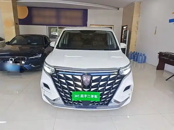 Roewe iMAX8 2024