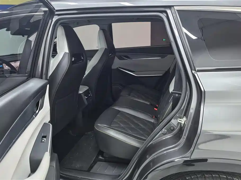 Changan CS75PLUS 2023 — фото 11
