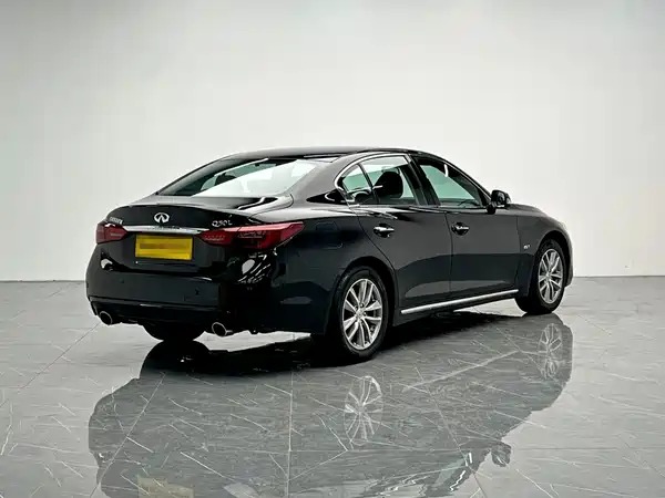 Infiniti Q50L 2018